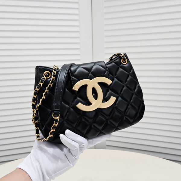 シャネルバッグ細部ディテール